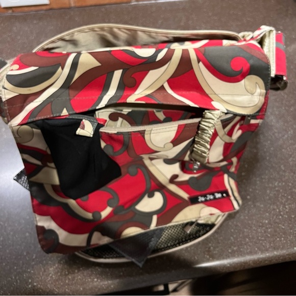 JUJUBE Diaper Bag Messenger Style - Sienna Swirl